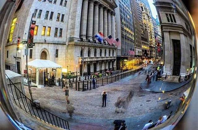 Výhled na nový obchodní týden: V Evropě makroekonomika, v USA hlavně začátek výsledkové sezóny