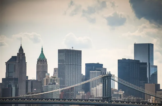 Rozpočtový deficit USA letos poprvé za šest let vzroste