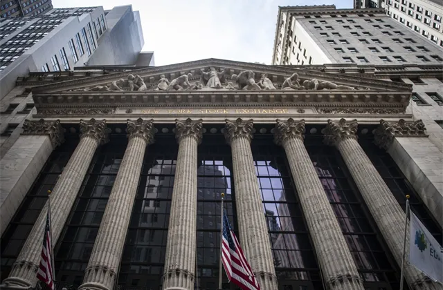 Futures na americké akcie rostou: DJIA +1,04 %, S&P 500 +1,02 %, Nasdaq +1,13 %