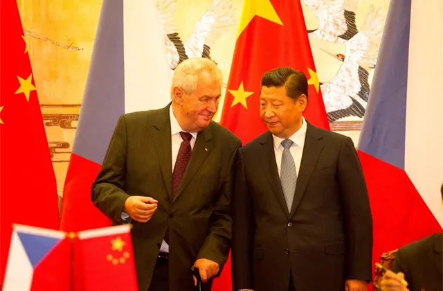 Spolupráce Číny s Českem je stále pevnější, řekl čínský prezident
