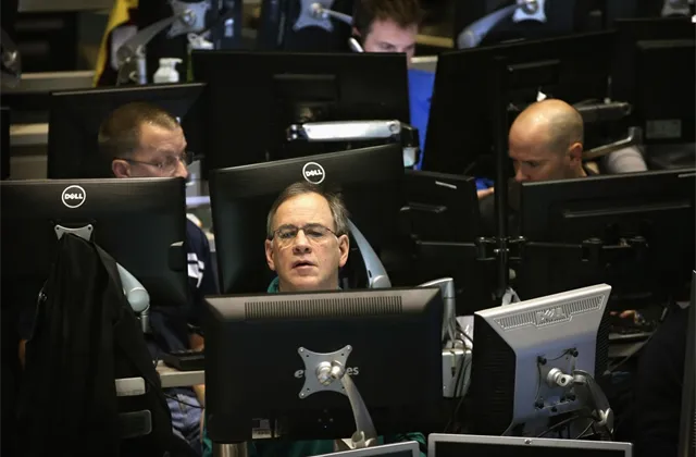 Výhled na nový obchodní týden: V Česku výsledky hospodaření ČEZ a zápis ze zasedání ČNB, ve světě porce makrodat a výsledková sezóna