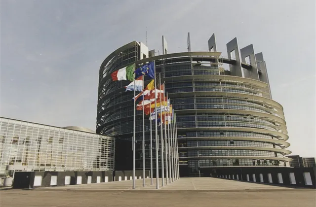 Europoslanci řešili střety zájmů členů Evropské komise