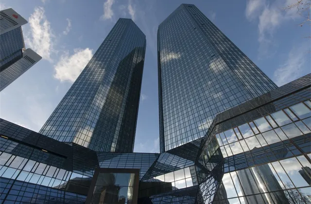 Korekce, nebo začátek konce aneb Vyplatí se teď investovat do evropských bank?