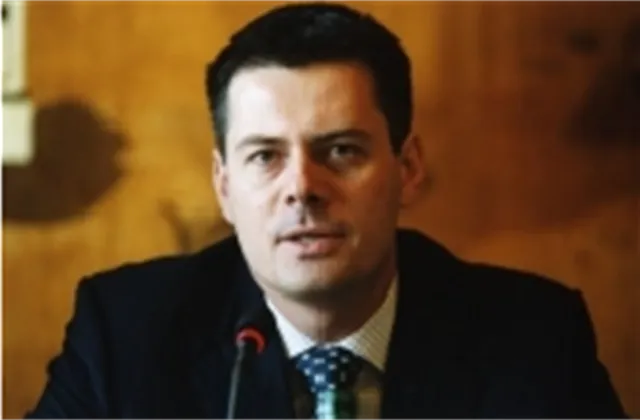 Čtvrtletní zisk řecké sázkové kanceláře OPAP klesl kvůli zvýšené dani o 40 %