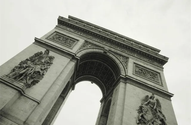 Dřímal (Komerční banka): Výnosy francouzských dluhopisů mohou kvůli politické nejistotě růst, to vytváří potenciálně zajímavou investiční příležitost