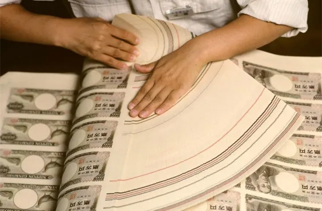 Kovanda (CYRRUS): Akciové nákupy centrálních bank jsou velkým rizikem, jsou to obchody s nulovou odpovědností