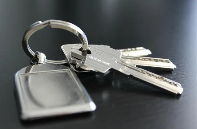 Regulace hypoték a silná poptávka ze zahraničí mohou řadu Čechů připravit o možnost získat vlastní bydlení