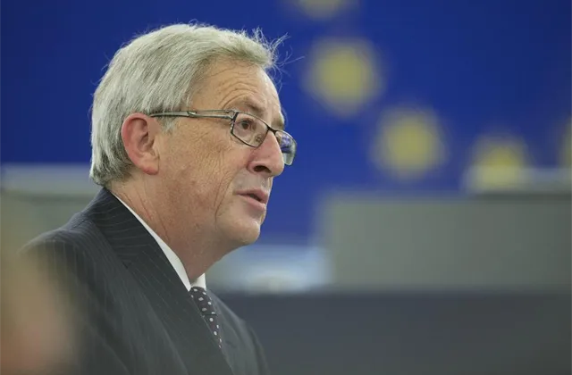 Juncker navrhl nástroj, který by zemím EU pomáhal s přijetím eura