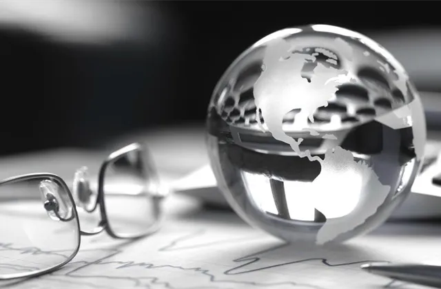 Ponaučení pro investory od muže, který nemluví do větru