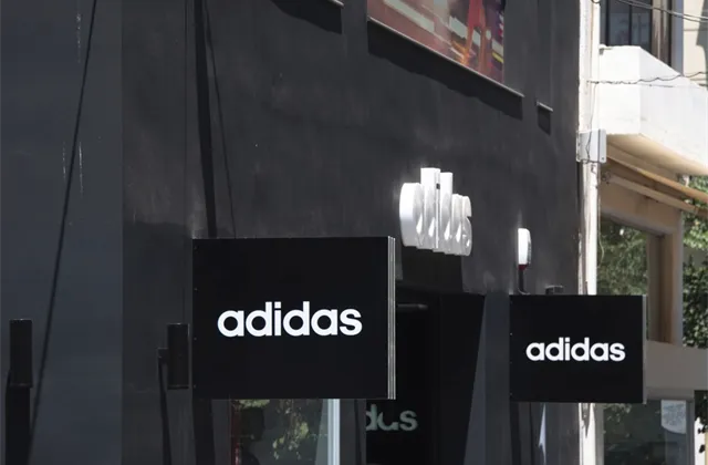 Adidas uzavře dvě vysoce automatizované továrny v Německu a v USA