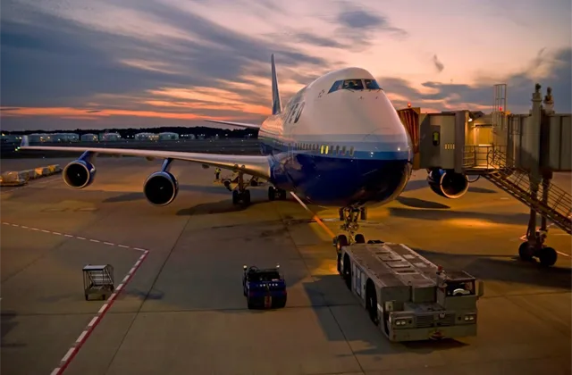 Michálek (Bondsupermarket): Aerolinky žily na dluh už před pandemií, jsou jakou houmlesáci