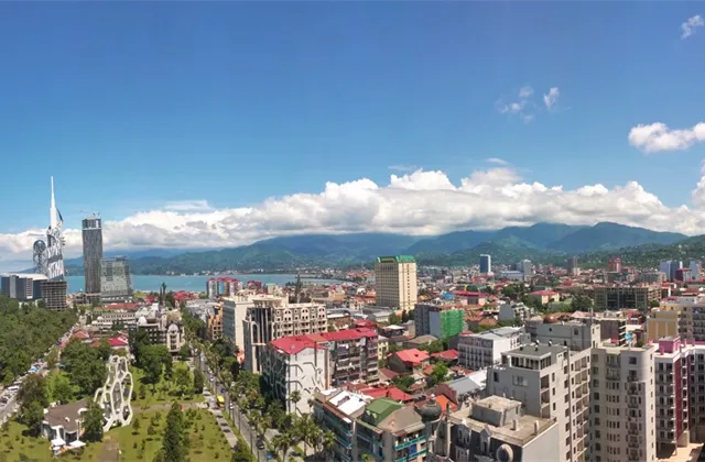 Investorský magazín: Gruzie jako investiční klenot, problémy automobilového průmyslu a akcie bez alternativy