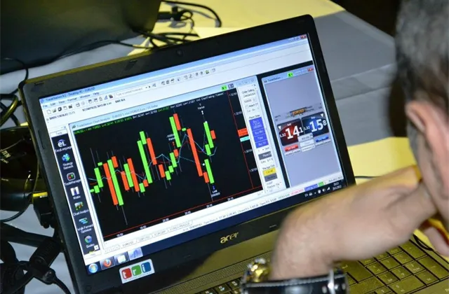 Hartman (FXstreet.cz): Krátkodobé obchody děláme podle Twitteru, na makrodata trhy již (tolik) nereagují