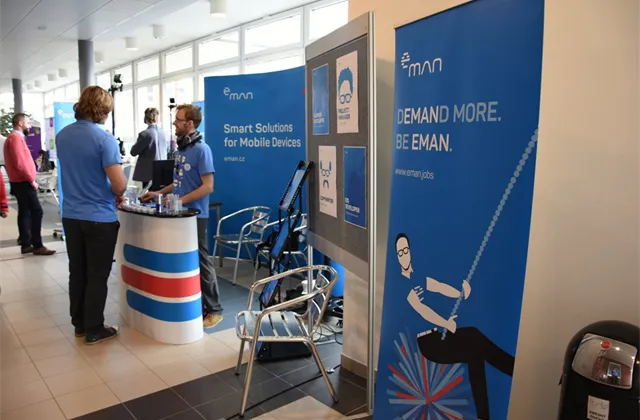 Investorský magazín: IPO eMan na trhu START a akcie Tesly pohledem analytiků