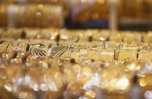 Diamanty, zlato a další kovy, které se v roce 2021 budou třpytit