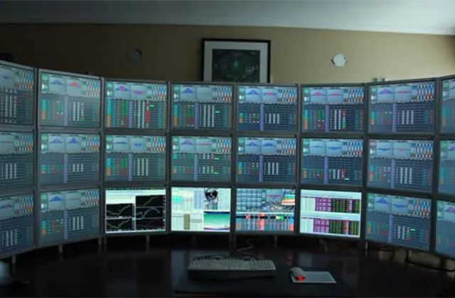 Expertní tržní výhled: Ocenění Monety a short squeeze jako dosavadní téma roku