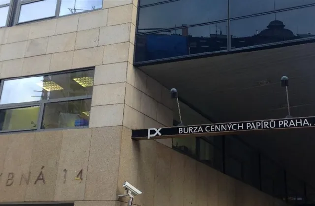 Tři černí akcioví koně pražské burzy pro rok 2021