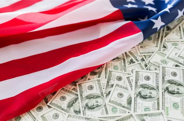 Investorský magazín: O (ne)ohroženém americkém dolaru a potřebě nízkých sazeb