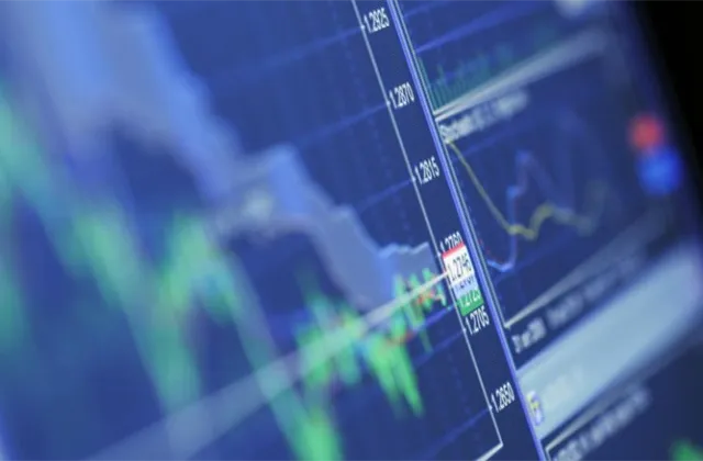 Petr Novotný (Investiční web): Investoři jsou ochotní riskovat, sentiment na trhu ale není přehnaně býčí