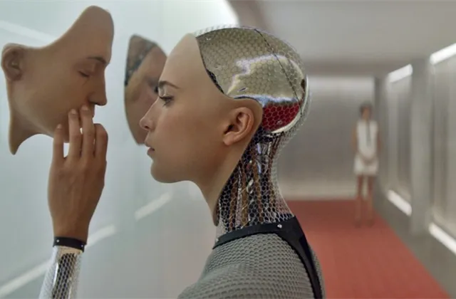 Robot z filmu Ex Machina, umělá inteligence - ilustrační foto