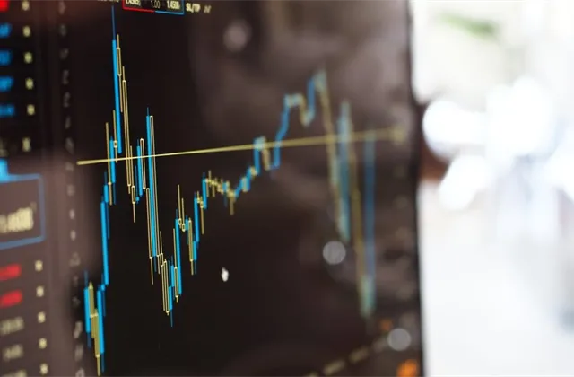 Vladimír Vávra (WOOD & Company): V technologickém sektoru bych nyní preferoval nejen vysoký růst, ale také rálnou ziskovost. Velkou pozornost si zaslouží komodity