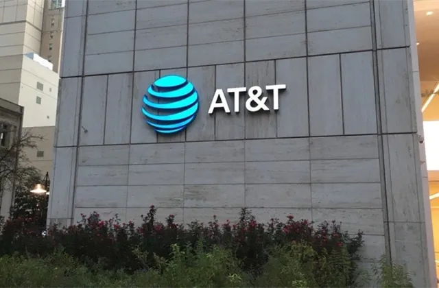 AT&T: I po spin-offu WarnerMedia zajímavá dividendová akcie?
