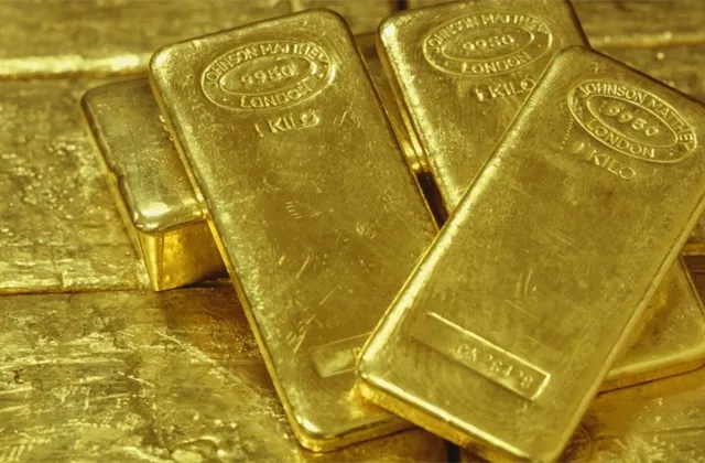 Střednědobé dno na trhu se zlatem potvrzeno, medvědí trend se zatím nekoná