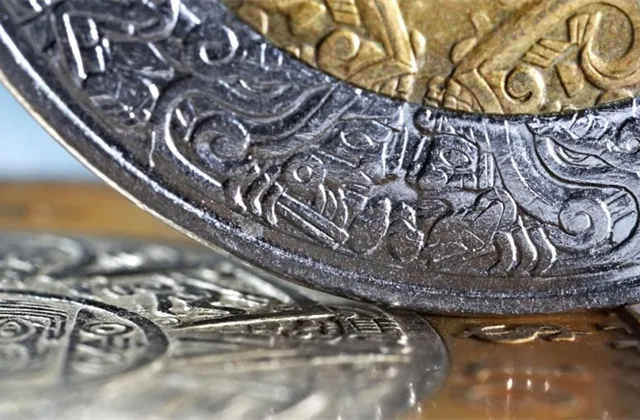 Technická analýza trochu jinak: Stříbro je v páru se zlatem nejlevnější za devět měsíců