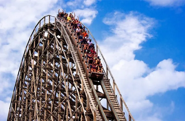 Volatilita bitcoinu investory dovede k poznání, že zlato je jen jedno, říká šéf těžaře kovu