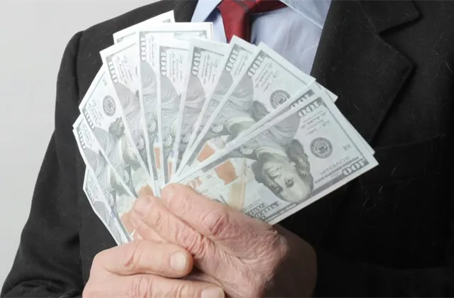 World Wealth Report 2021: Nejvíce loni (opět) bohatli ti nejbohatší