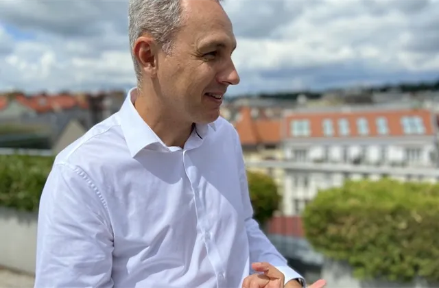 Petr Novotný (Investiční web): Trh řeší problémy Evergrande a jejich možné dopady, ceny akcií se mohou utrhnout oběma směry