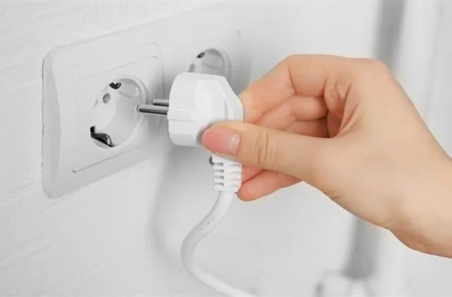 Michal Šnobr: Pád Bohemia Energy pocítí spotřebitelé i ČEZ. Lidé zaplatí u nových dodavatelů více a producenti energií zřejmě budou evidovat značné pohledávky