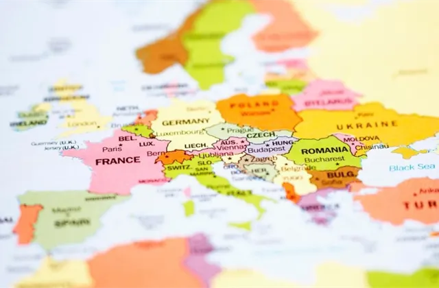 Experti o budoucnosti Evropy: Žijeme si v dobrých časech, Čína nás ale hrozí převálcovat. Pohodlné klimbání v bohatství a bezpečí musejí doplnit inovace a dravost