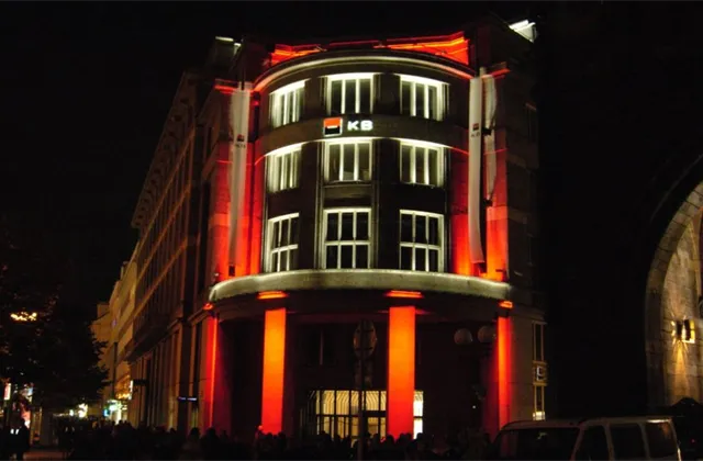 Komerční banka vyplatí z nerozděleného zisku za roky 2019 a 2020 dividendu 23,86 Kč na akcii