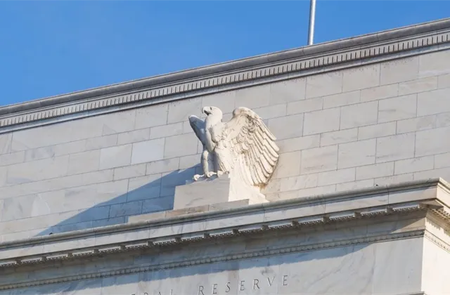 Fed naplnil očekávání, od listopadu omezuje odkupy aktiv o 15 miliard USD měsíčně