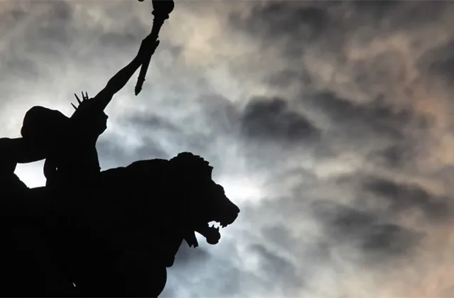 ČNB na únorovém zasedání zvýšila základní úrokovou sazbu na 4,5 %, v nové prognóze výrazně zvýšila výhled inflace