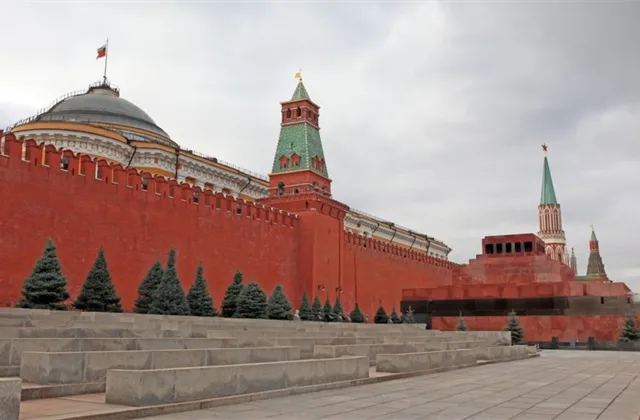 Bankrot Ruska na spadnutí? Toto je kalendář splátek dluhů Moskvy do konce roku