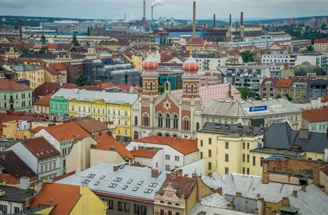 O válce na Ukrajině a dražších nájmech v Česku: Vyšší poptávka po bydlení u nás teď nemá protistranu