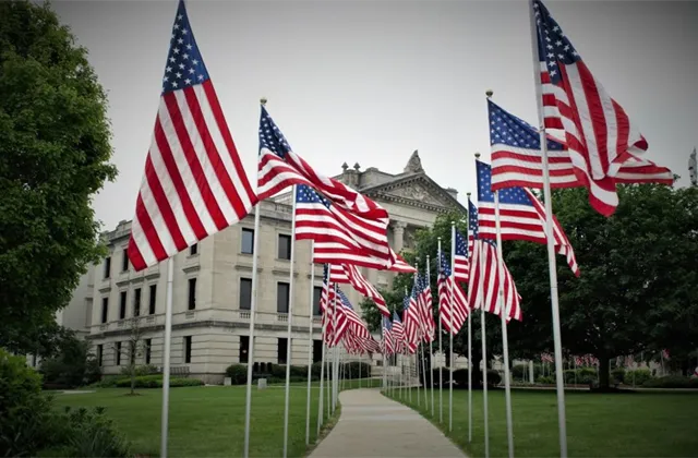 Jak moc musí zpomalit americká ekonomika, aby se zkrotila inflace? Těchto pět grafů napoví