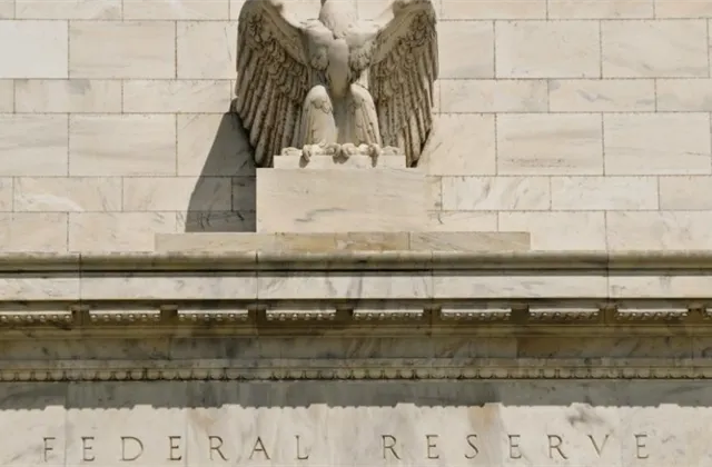 Americká centrální banka na červnovém zasedání zvýšila základní sazbu o 75 bazických bodů do pásma 1,50-1,75 %