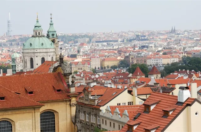 Česká ekonomika v druhém čtvrtletí podle prvního odhadu ČSÚ meziročně stoupla o 3,6 %