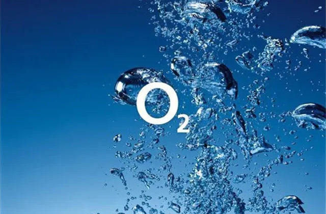 Telefónice v roce 2012 klesl zisk pod dvacet miliard korun