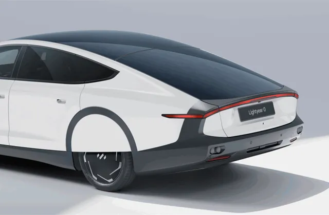 Automobil Lightyear 0
