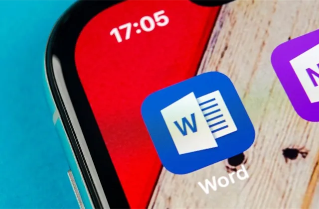 Microsoft Word na telefonu iPhone (Apple) - ilustrační foto
