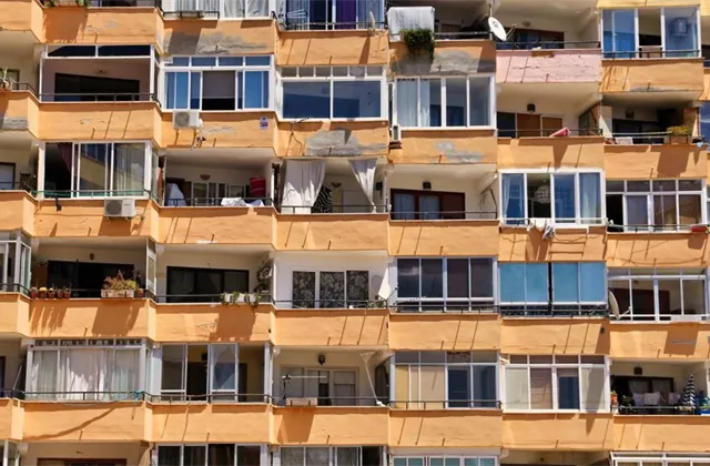 Vomastek (Vomastek Real Estate): Do nemovitostí v zahraničí investujte s rozmyslem, hledejte i jiné než finanční průsečíky