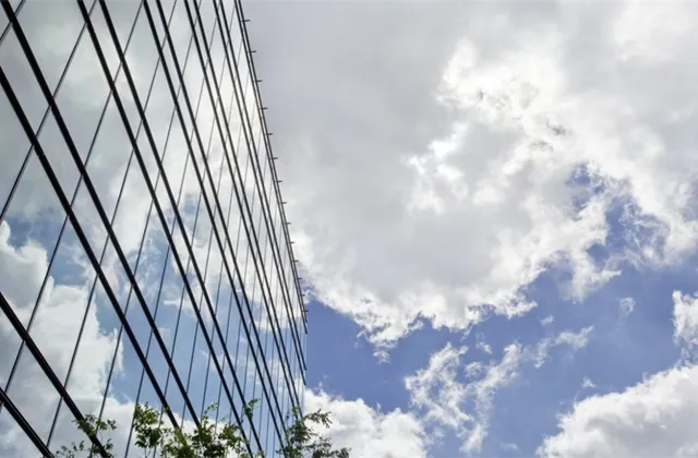 Miloš Filip (RSBC): Pokud začnou úrokové sazby koncem roku klesat, zlepší se vyhlídky (nejen) komerčních nemovitostí