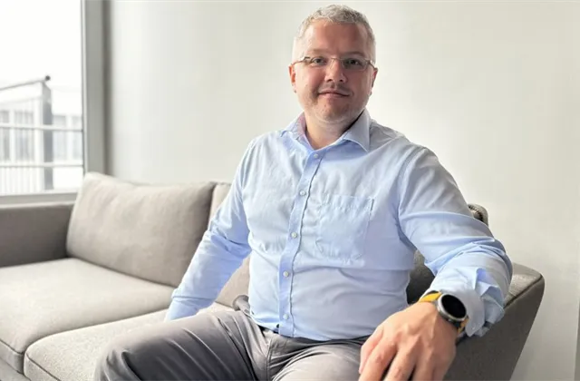 Jiří Tyleček (XTB): Volatilita na akciovém trhu je až podezřele nízká, další korekci může spustit pár největších titulů. Očekávané nižší sazby mohou podpořit trh s akciemi, dluhopisy, zlatem i bitcoinem