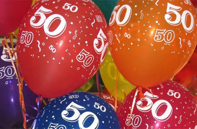 Úžasná sedmička? Kdepak, tohle je úžasná americká akciová padesátka!