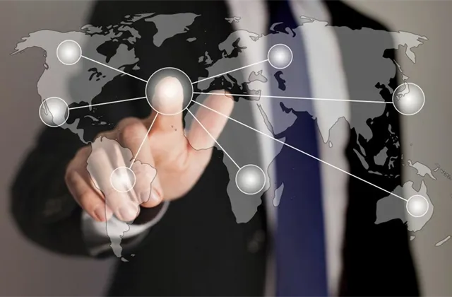 Jackson (Invesco): V portfoliu nyní sázím na riziko. Americké akcie jsou ale drahé, preferuji Evropu a emerging markets