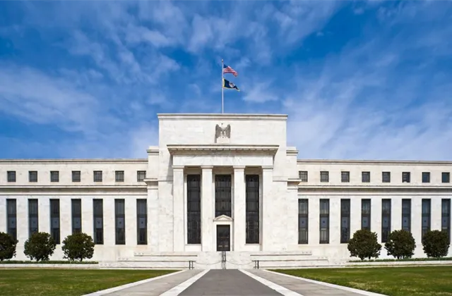 Fed v lednu sazby podle očekávání nezměnil, březnové snížení úroků je podle banky málo pravděpodobné